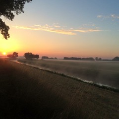 POW - WOW - FESTIVAL - 2015 - SamstagsGutenMorgenGuteLauneSet Von 9 - 11Uhr