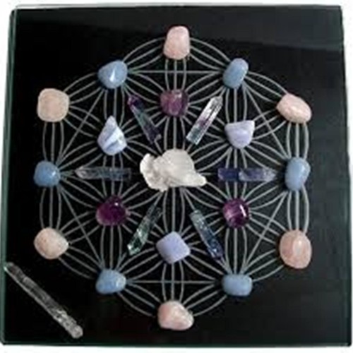 creating-crystal-grids-with-intuitive-healer-jessika-davis-by-golden