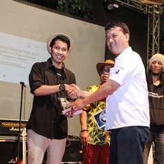 Ed Sheeran-Ellie Goulding - Thinking Love Me Like You Do Of Loud ft Sarah & Awaliyah (MashUp Cover)