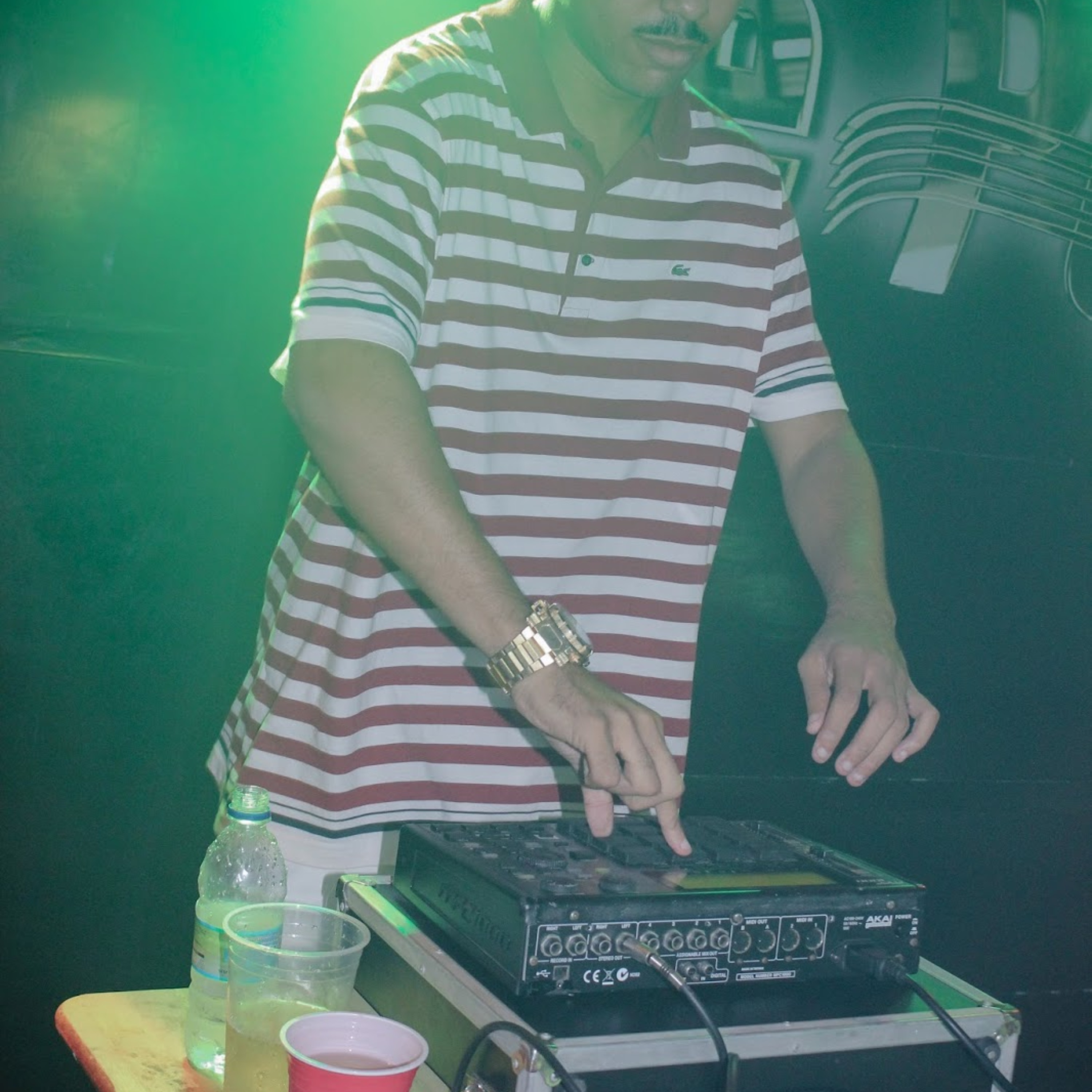 MT - DE FRENTE TU TOMA ROLA [ DJ JEAN DU PCB ] MATHEUZINHO CN, MAGRINHO E TINALDO episode artwork
