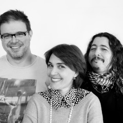 POQUER NO  ESCURO De Nei Lisboa Com Adriana Deffenti