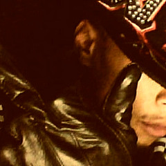 love and peace masterisé