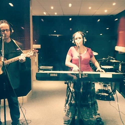Hey Annie (Radio Woking Real with B. R. James Session 4th June 2015)