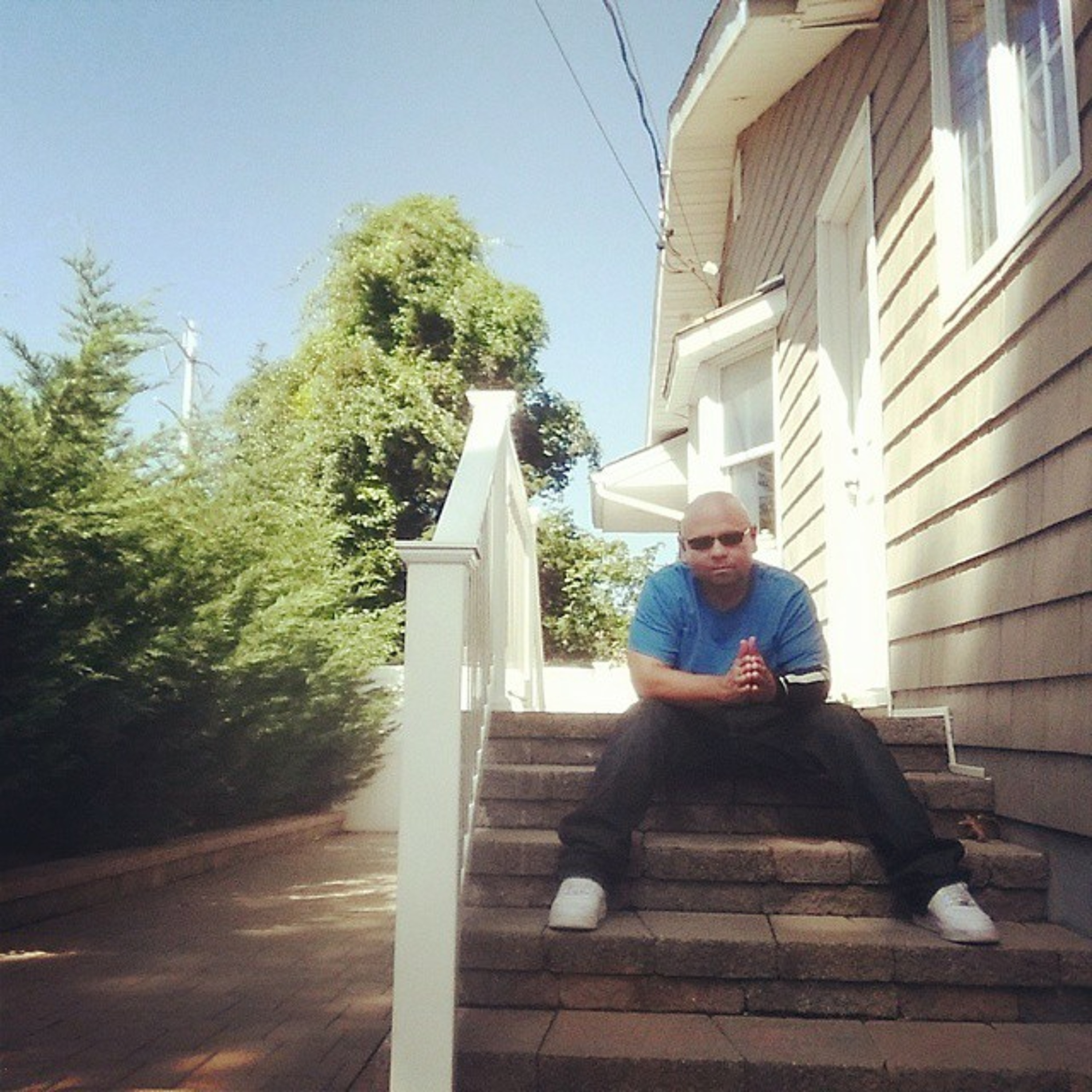Instagram @DJOzzieOlivera