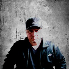 Delicious & Markus Emig - Nothing In Life Is Free (Clubmix)