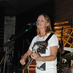 Наталья Соболева А Мне Бы В Поле Ночевать.MP3