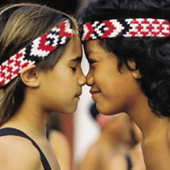 Pati Ft Aloha - It Only Happens ( When I Look At You)