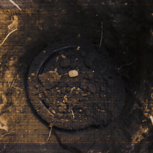 Vox Humana, amplified solo voice from a speaker covered with soil