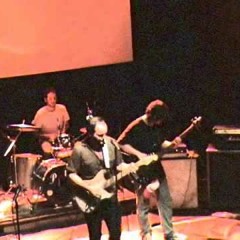 Susi Tesch apresenta o rock alcoólico da banda Percivais de Santo Antônio da Patrulha-RS