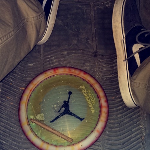 Keat - Cruisin a Blunt