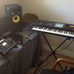 Octatrack and V synth pickup machine jam