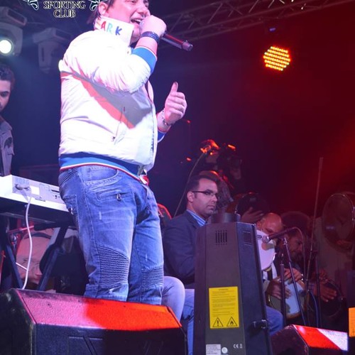 محمد عبد المنعم - انا بدمع من الفرحة | حفل شم النسيم بنادى بتروسبورت Mohamed Abd El-Moniem 2015