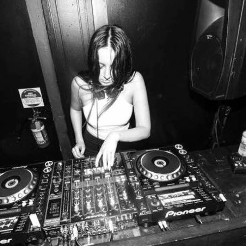 SUCK MY MINIMAL (LIVE)