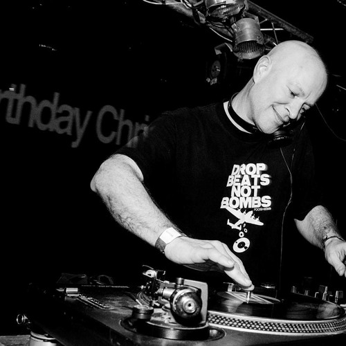 Live From Hackney set - ThermoBee's Acid Techno mix for Chris Liberator's Big Birthday (Apr 2015)