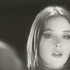 Slowdive - "MachineGun"