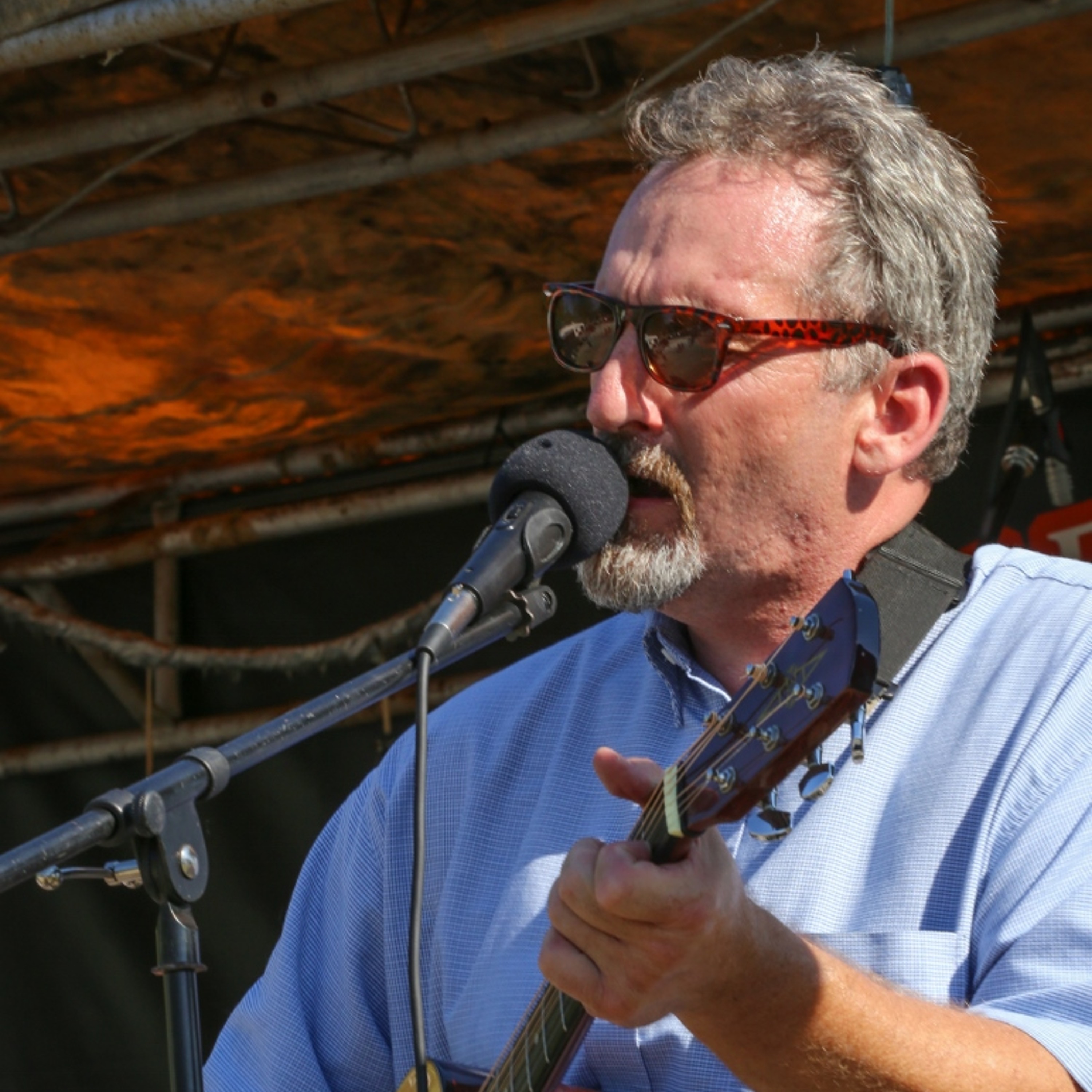'A good time': Trucker Talent Search finalist Paul Marhoefer with Eric Harley of Red Eye Radio thumbnail