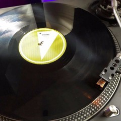 The dj's files from KR @t the techno loft
