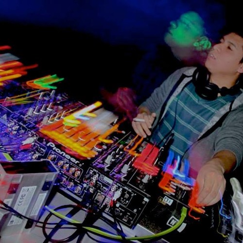 Control Vibes Radio Show #19 - Guest Dj - Diego Fernandez