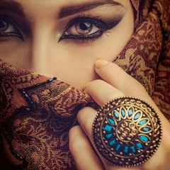 شيرين .. متاخدة من الأيام