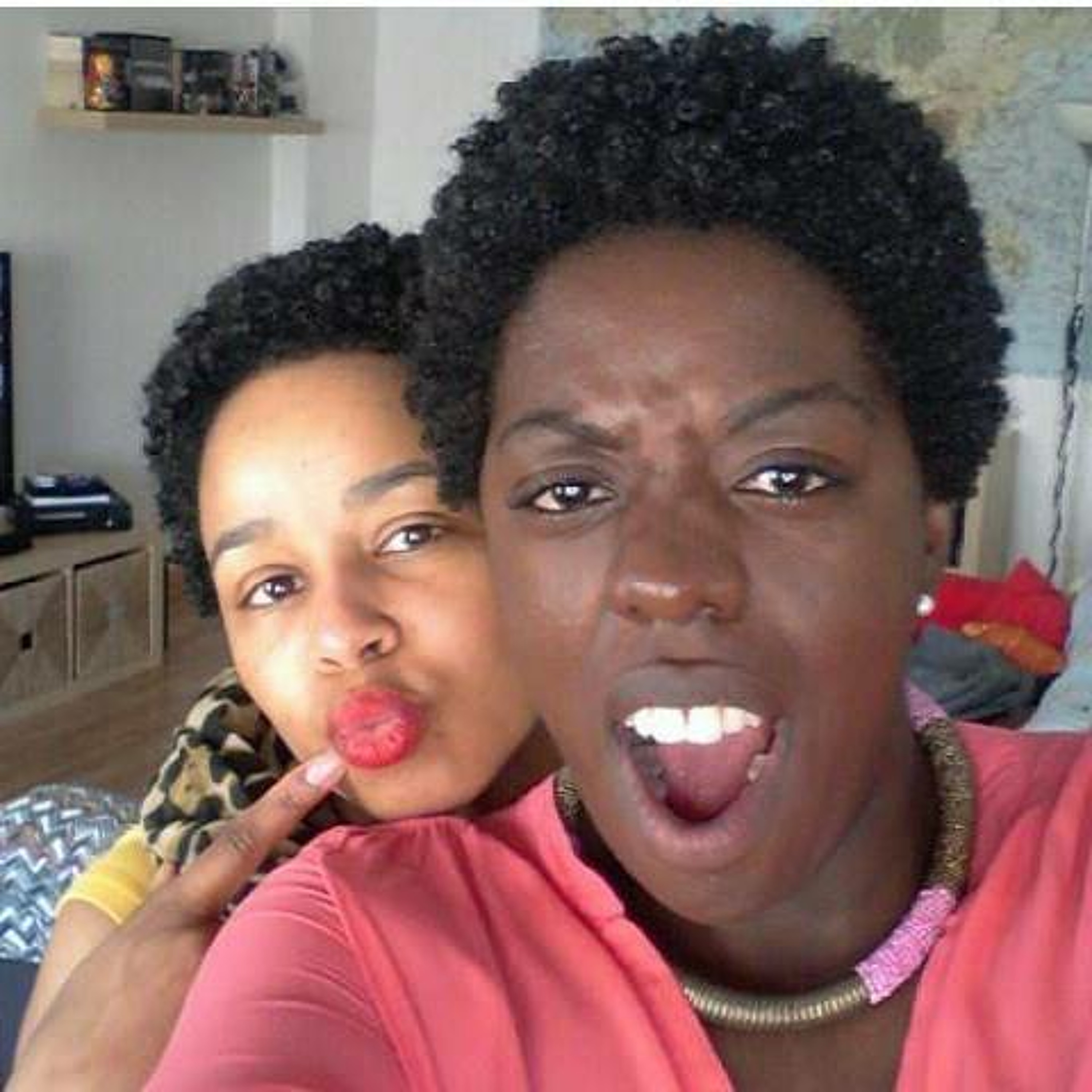 Afrolis