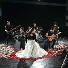 Manchada de Tinta Negra