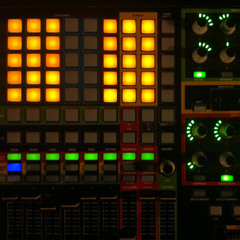 Lluflous (Live - Glitch - Remix)