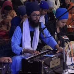 Bhai Amrinder Singh - Aavahu Sajanaa Ho Dhaekhaa Dharasan Thaeraa Raam ||