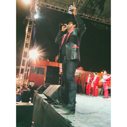 La Numero Uno Banda Jerez De Marco Flores - Amor De La Vida Alegre (Epicenter Bass).mp3