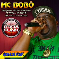 MC Bobô :: Ao vivo lançando várias pedradas ::