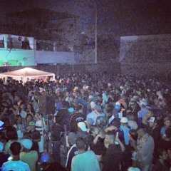 MC MAGRINHO = MEDLEY DO AQUECIMENTO PRO BAILE DA INESTAN ((DJ MINEIRINHO 22)) BRABAAA