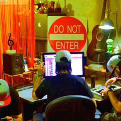 4 Walk Alone Ft Muggsy