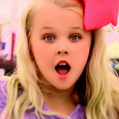 JoJo Siwa Singing Masterpiece By Jessie J At Her Concert