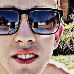 Mc Phe Cachorrera - Piriquita Menina (Perera Dj )