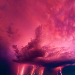 Hardstyle from the Thunderclouds Episode 015