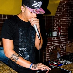 == É O DJ FELIPE SOUZA QUE FAZ TU SUAR A CALSINHA (DJ FELIPE SOUZA)