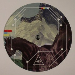 VQ015 A2 Qbeck Feat. Julia Govor - Alice
