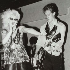 Alice D , by Lovs e Blur.