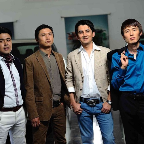 Порно сийген әйелі мен күйеуі құл Жалаңаш француз әйелдері сорып алады