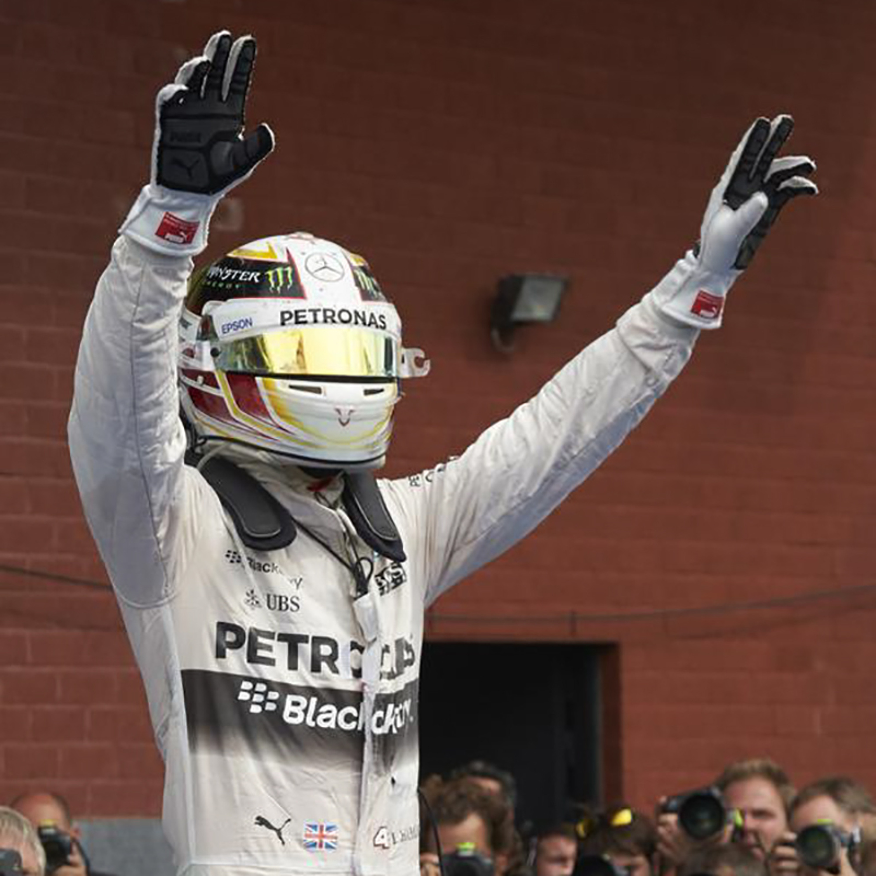 F1: Mercedes Compared To McLaren episode artwork