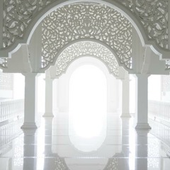 وَمِنَ النَّاسِ مَن يَعْبُدُ اللَّهَ عَلَىٰ حَرْفٍ