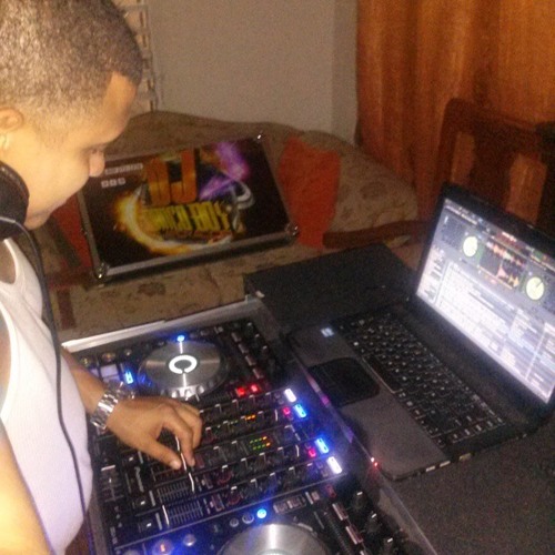 Teodoro Reyes - Hombre No Muere De Pena 172 BPM Intro Dj Danco Boy