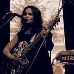 Siren's Song (Original)