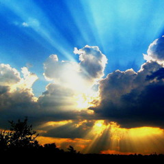 Be It By Night Or Be It By Day