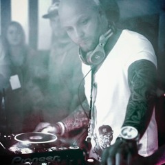 Tonkonsum - The Playlist