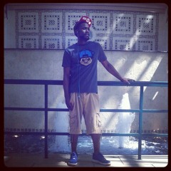 Dt mixtape. Easy -2DIE, than 2liVe outro    going bac to Miami