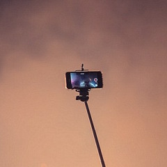 AMT322: Selfie Stick Deaths, Hair Transplants and Phone A Friend - 3 September 2015