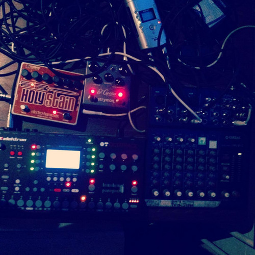 Vesa-Matti - Live at Kaukana Väijyy Ambient, Ravintola 931, Tampere (29.8.2015)