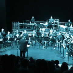 01 El Salon Mexico - Aaron Copland