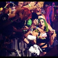 Lady Gaga - The Edge Of Glory Judas Aura Sexxx Dreams (ArtRave The ARTPOP Ball Tour)