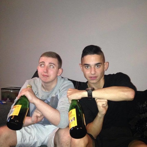 Mc PEE Mc Dee B2B -Weekend MC